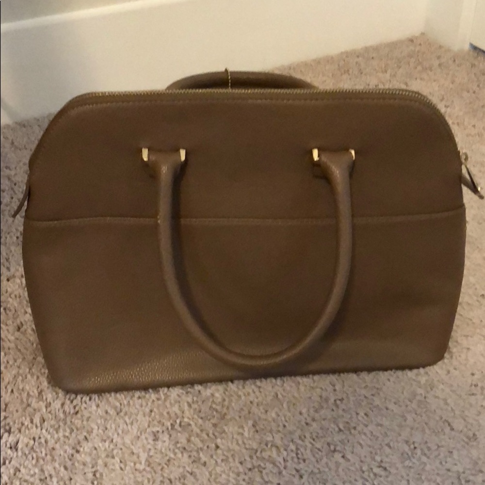 Leather shoulder bag